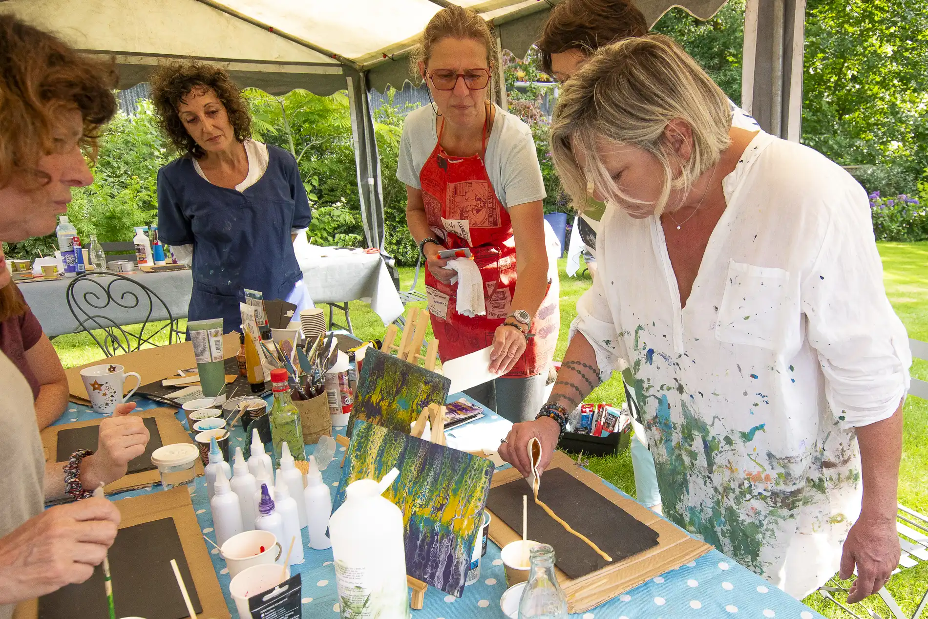 Atelier artistique avec Valérie